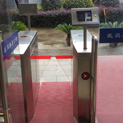 武汉铁路局武昌单身公寓通道闸系统完成。